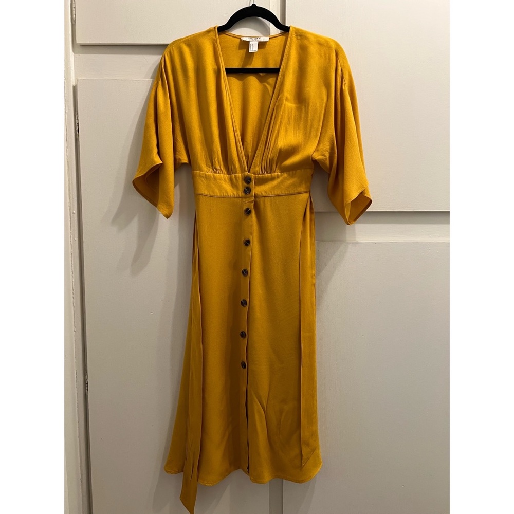 Forever 21 Mustard Midi Dress - Small